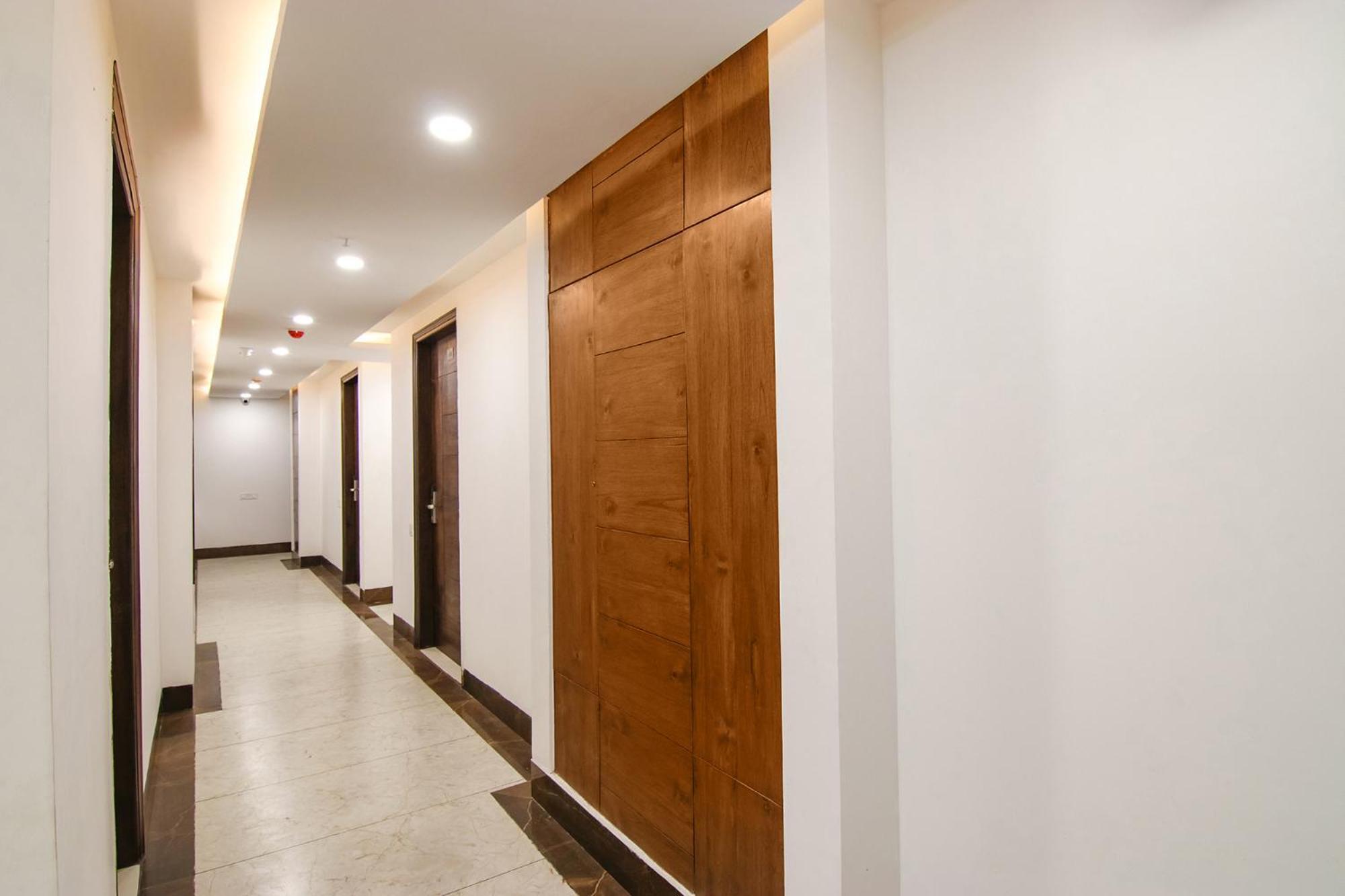Fabhotel Prism Grand Zirakpur Екстер'єр фото